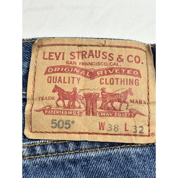 Levi's 505 Straight Fit Jeans W38 L32 Men's Classic Denim Blue Cotton - Picture 5 of 9